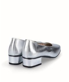 Zapato salón tacón piel plata