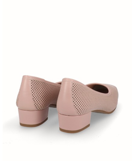 Zapato salón tacón piel picado rosa