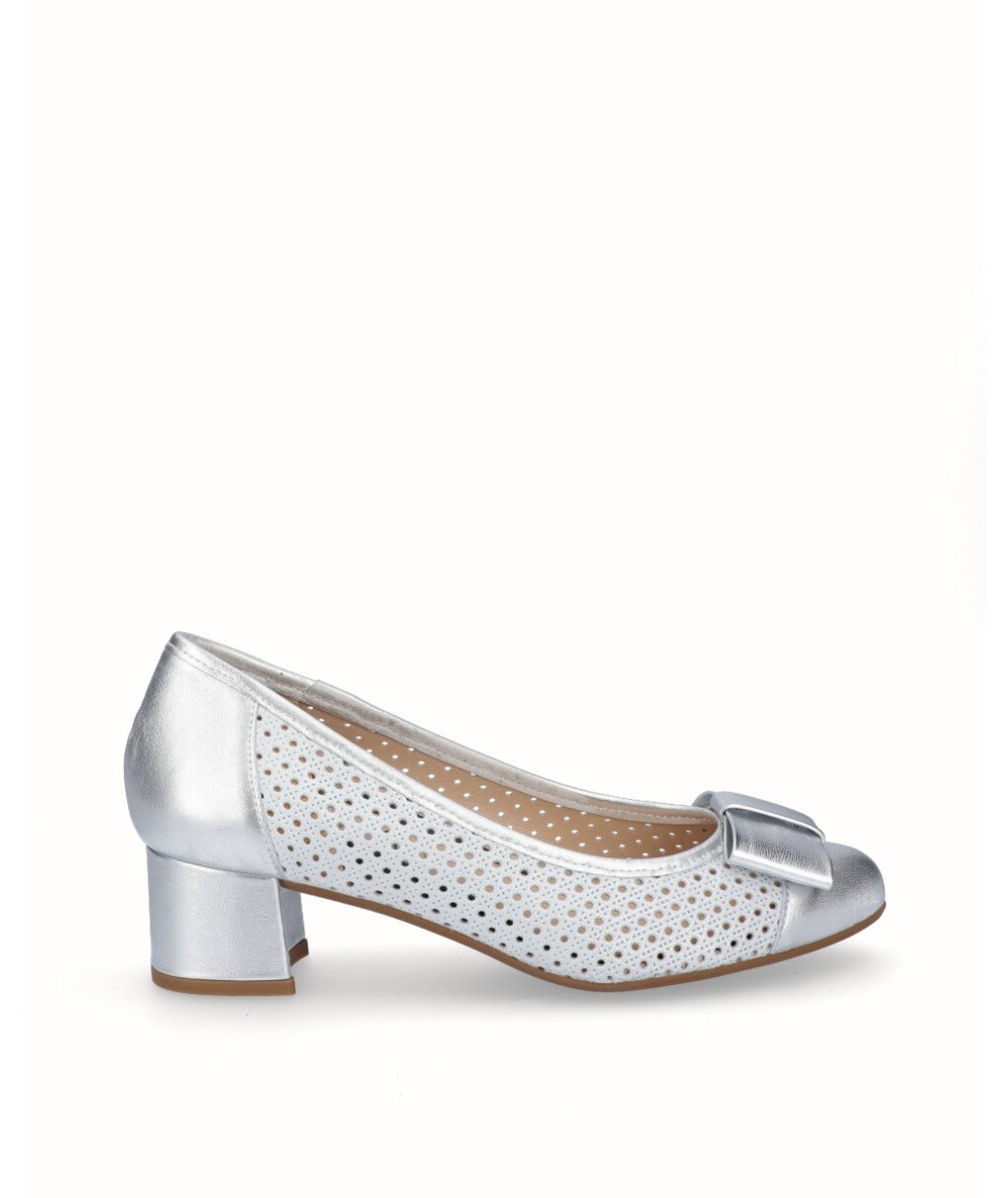 White fantasy leather high-heeled lounge shoe with silver leather