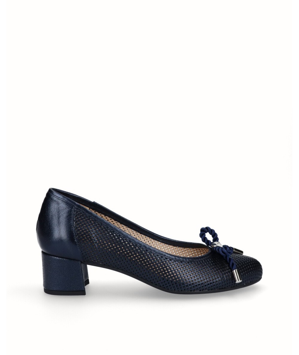 Navy blue pearly leather high heel lounge shoe with removable plant