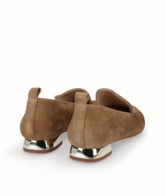 Flat camel split leather moccasin shoe