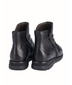BOTIN PIEL NEGRO CON CREMALLERA
