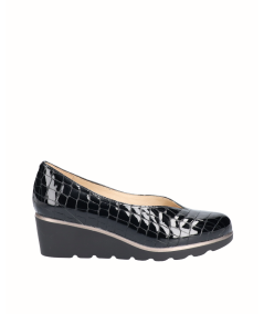 Black snake engraved patent leather wedge shoe