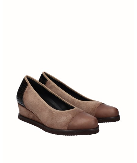 Zapato cuña  serraje taupe