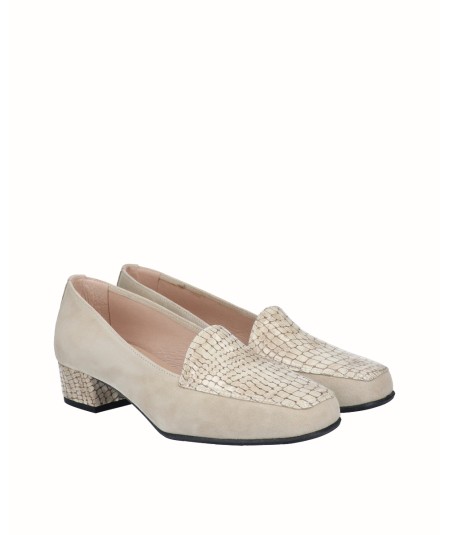 Zapato tacón mocasín ante combinado piel grabada beig