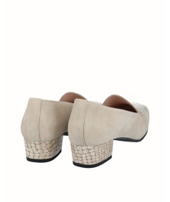 Moccasin high-heeled suede shoe combined beige engraved leather