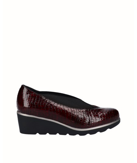 Zapato cuña piel grabada...