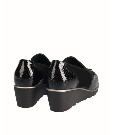 Combined black leather wedge shoe