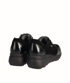 Combined black leather waterproof membrane shoe