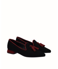 Black and burgundy suede low heel shoe