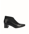 Black smooth leather heeled...