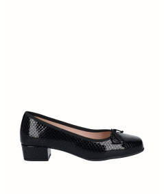 Zapato salón tacón piel grabado serpiente negro