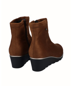 Brown snake engraved patent leather wedge ankle boots